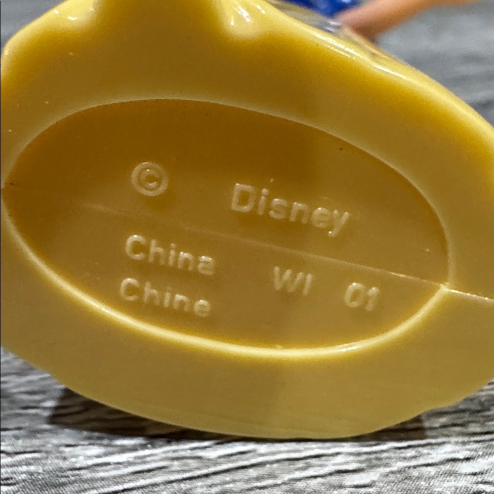 McDonald’s | Disney: Snow White & Pocahontas Miniature Dolls - Happy Meal Toys - Picture 7 of 14